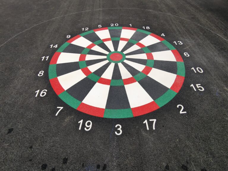 Jeux au sol cour de récréation