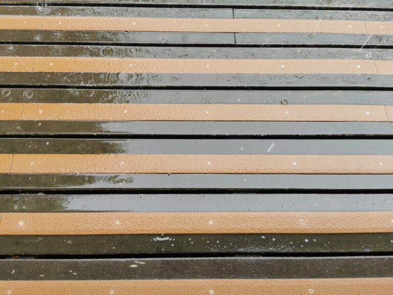 Bandes antidérapantes pour tapis, bande antidérapante marron, Bande rugueuse extérieur, lame de terrasse bois antidérapante, bandelette antidérapante professionnel